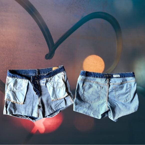 Aeropostale l MIDI l Medium Denim l Jean Shorts l Rolled Hem l 8 - Picture 3 of 8